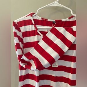 ⭐️NWT⭐️ Brand new red and white women’s long sleeve striped tunic